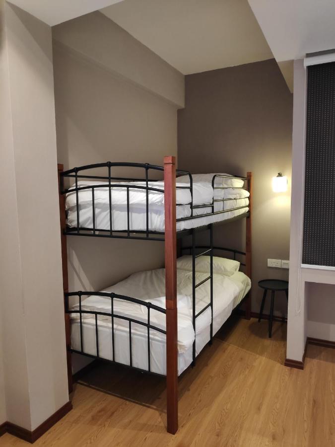 بندر سير بيجوانا Ez Suites المظهر الخارجي الصورة